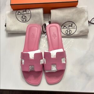 Brand new hermes rose bonbon oran sandal soft light pink Sakura